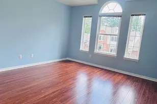 37572 Newburgh Park Cir, Livonia, MI 48152 - Photo 25