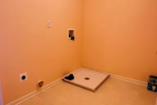 37572 Newburgh Park Cir, Livonia, MI 48152 - Photo 29