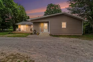 3585 N 72nd Ave, Hart, MI 49420 - Photo 3