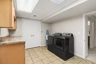 2411 Londonderry Rd, Ann Arbor, MI 48104 - Photo 41