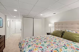 2411 Londonderry Rd, Ann Arbor, MI 48104 - Photo 39