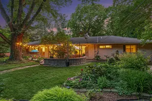 2411 Londonderry Rd, Ann Arbor, MI 48104 - Photo 59