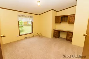 206 E 1st St, Stanton, MI 48888 - Photo 23