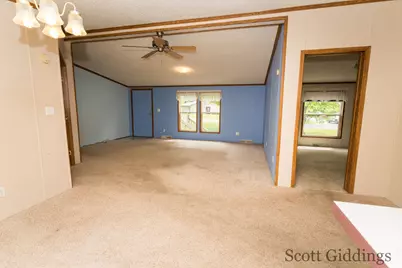 206 E 1st Street, Stanton, MI 48888 - Photo 17