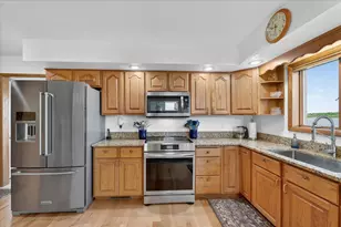 67208 Stubey Rd, Sturgis, MI 49091 - Photo 9