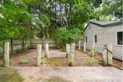 1403 S Mears Avenue, Whitehall, MI 49461 - Photo 25