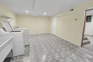 2010 Ferdon Rd, Ann Arbor, MI 48104 - Photo 21
