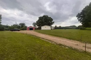 36961 39th Ave, Paw Paw, MI 49079 - Photo 15