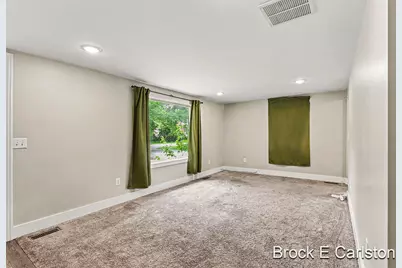 643 E Sternberg Road, Norton Shores, MI 49441 - Photo 17