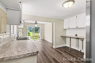 643 E Sternberg Rd, Norton Shores, MI 49441 - Photo 5