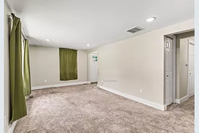 643 E Sternberg Road, Norton Shores, MI 49441 - Photo 11
