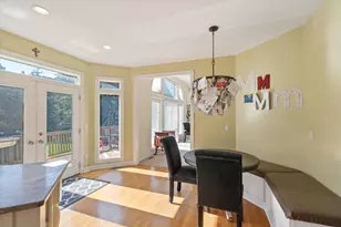 17733 Rolling Woods Cir, Northville, MI 48168 - Photo 5