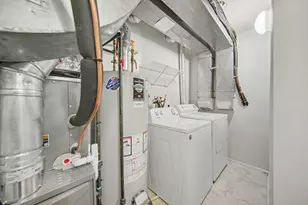 2738 Barclay Wy, Ann Arbor, MI 48105 - Photo 23