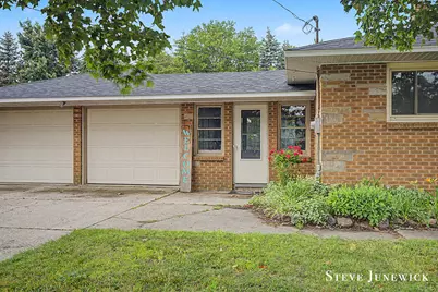 8261 Cottonwood Drive, Jenison, MI 49428 - Photo 3