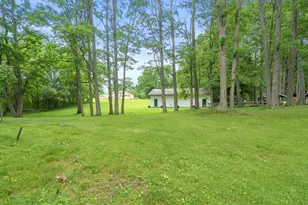 81735 Laguna Beach Park Rd, Lawton, MI 49065 - Photo 23