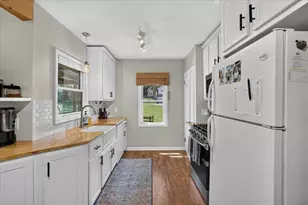 754 Collindale Ave NW, Grand Rapids, MI 49504 - Photo 23