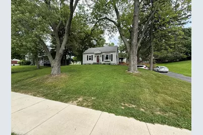 754 Collindale Avenue NW, Grand Rapids, MI 49504 - Photo 3