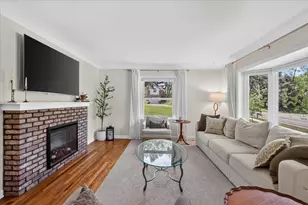 754 Collindale Ave NW, Grand Rapids, MI 49504 - Photo 19