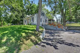 754 Collindale Ave NW, Grand Rapids, MI 49504 - Photo 5