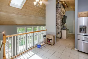 52120 Kern Dr, Three Rivers, MI 49093 - Photo 9