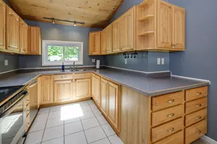 52120 Kern Dr, Three Rivers, MI 49093 - Photo 11
