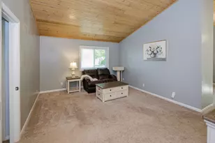 52120 Kern Dr, Three Rivers, MI 49093 - Photo 15