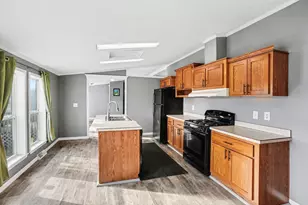 9137 Pine Lake Ct, West Olive, MI 49460 - Photo 7