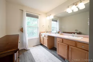 1877 Sun Park Dr, Zeeland, MI 49464 - Photo 35