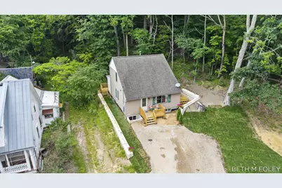 692 Mt Pisgah Boulevard, Holland, MI 49424 - Photo 3