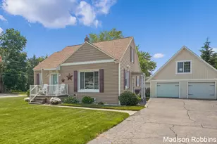 3835 Wilson Ave SW, Grandville, MI 49418 - Photo 3