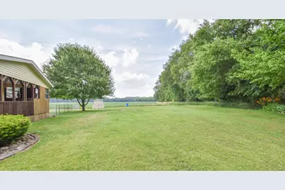 556 N Briggs Road, Quincy, MI 49082 - Photo 5
