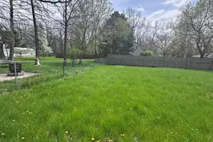 1002 E Oliver St, Owosso, MI 48867 - Photo 19