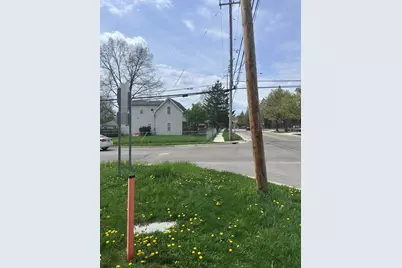1002 E Oliver Street, Owosso, MI 48867 - Photo 7