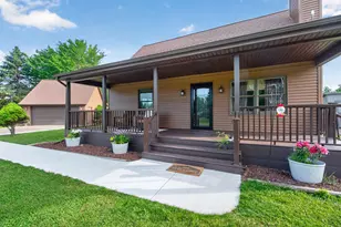 26999 Division Dr, Albion, MI 49224 - Photo 3