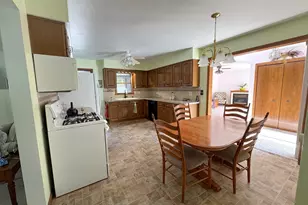 2304 Columbus Ave, Muskegon, MI 49441 - Photo 11