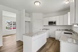 44046 Timberview Ct, Belleville, MI 48111 - Photo 5