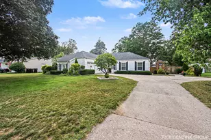 7747 Park Ln Ave, Jenison, MI 49428 - Photo 3