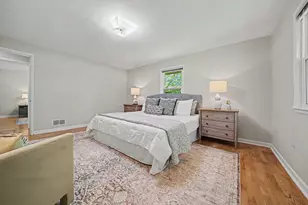 2489 Washington Ave, Saint Joseph, MI 49085 - Photo 13