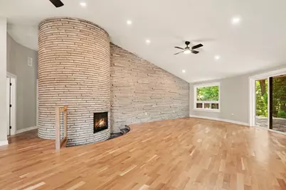 2631 Hillview Lane, Saint Joseph, MI 49085 - Photo 15