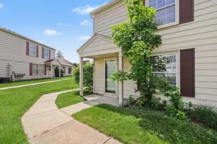 3124 Beechtree Ct, Lake Orion, MI 48360 - Photo 3