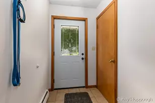 610-612 N Dexter St, Ionia, MI 48846 - Photo 7