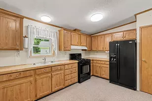 14164 Riverside Dr, Constantine, MI 49042 - Photo 5