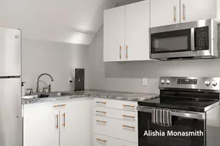313 N 5th St, Grand Haven, MI 49417 - Photo 9
