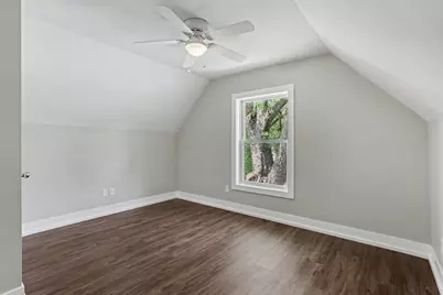 143 S State Street, Zeeland, MI 49464 - Photo 21
