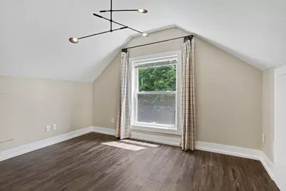 143 S State Street, Zeeland, MI 49464 - Photo 23