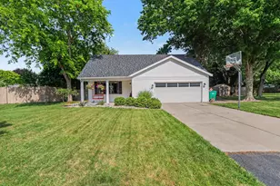 5323 Rugby St, Portage, MI 49024 - Photo 3
