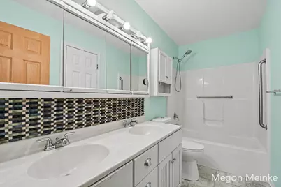 105 Pineview Drive, Belding, MI 48809 - Photo 13