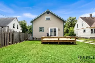 933 Crescent St NE, Grand Rapids, MI 49503 - Photo 33