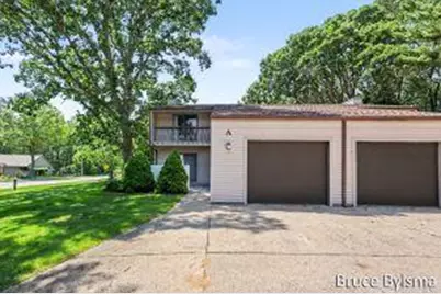 17570 Parkwood Drive #A, Spring Lake, MI 49456 - Photo 3