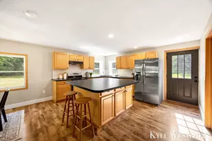 5953 S Newcosta Ave, Newaygo, MI 49337 - Photo 11
